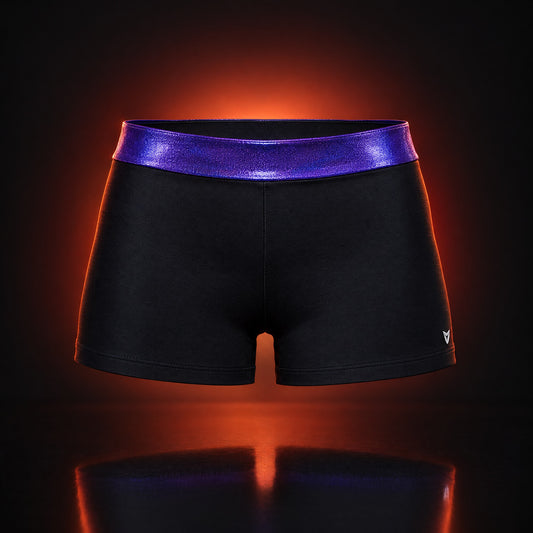 Shorty mit Glittzerbund in Lila – Produktvisualisierung